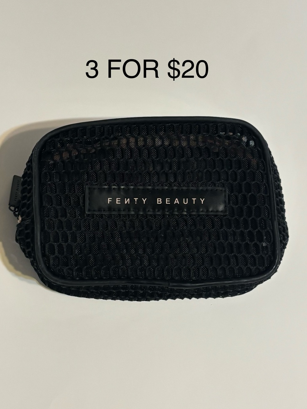 🌟 Fenty Beauty Black Mesh Makeup Pouch with Pink Zipper NWOT
